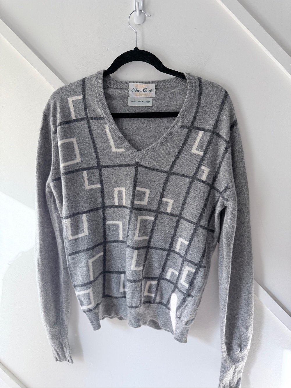 Vintage Peter Scott 100% Cashmere Intarsia V Neck Sweater M Grey